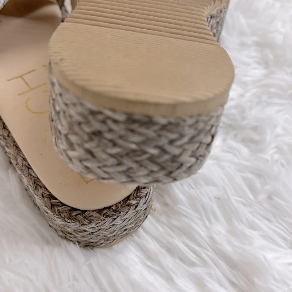 MATISSE Beach Layback Platform Sandal Vegan withcut out Slip on style Size 9M